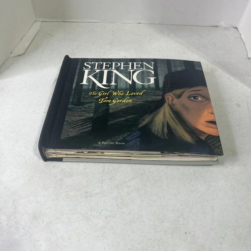 Stephen King The Girl Who Loved Tom Gordon Pop-Up Book 1st Edition 2004 Horror